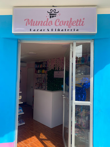 Mundo Confetti Bazar - Piñateria