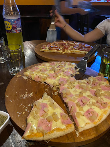 Eduardo's Pizzas